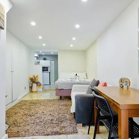 Cosy Flat In The Center アパート リスボン